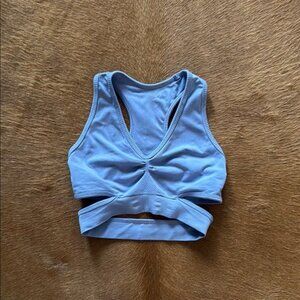 Alphalete Stratus Sports Bra in Digital Violet